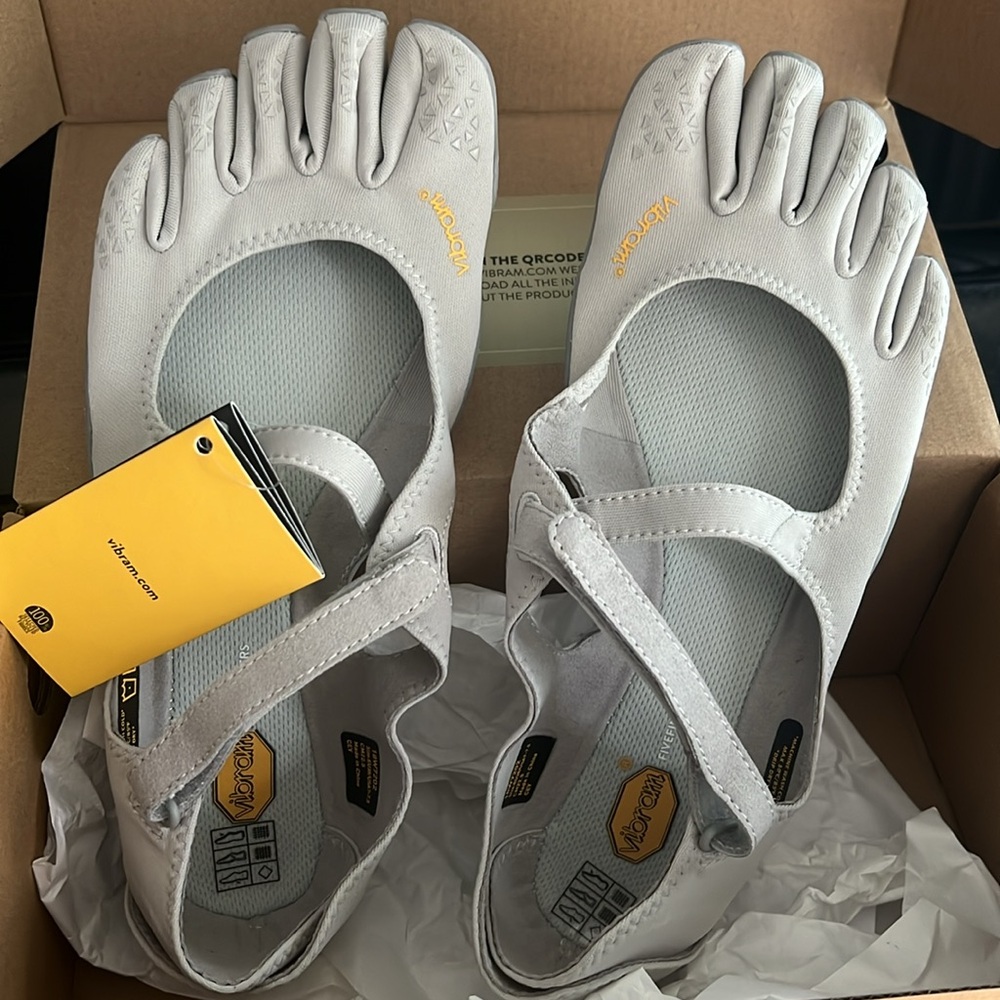 Vibram FiveFingers Women’s Yoga Shoes